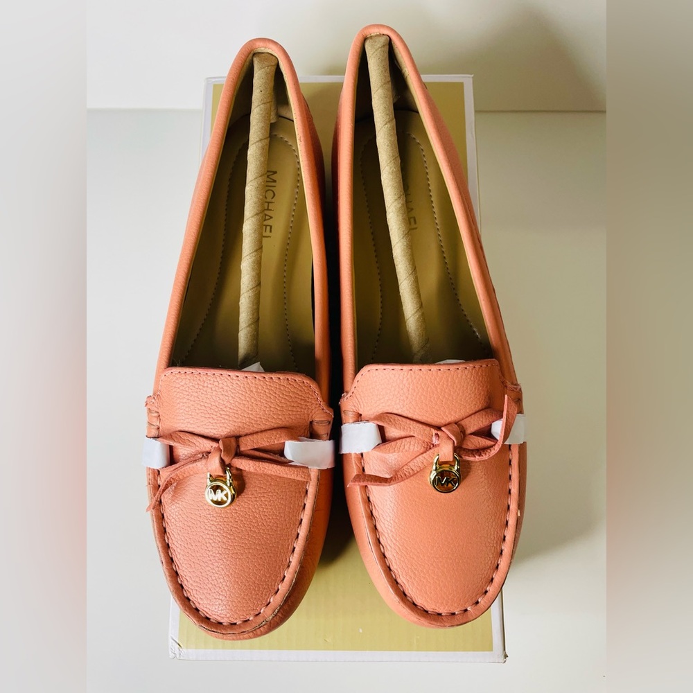 Michael Kors Everett Peach MOC/Loafers Tumbled Leather Oxblood Size 5.5M Women